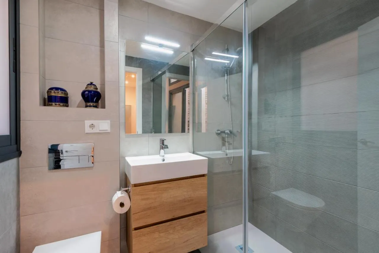 Veoapartment Relator Patio Sevilla 0*,