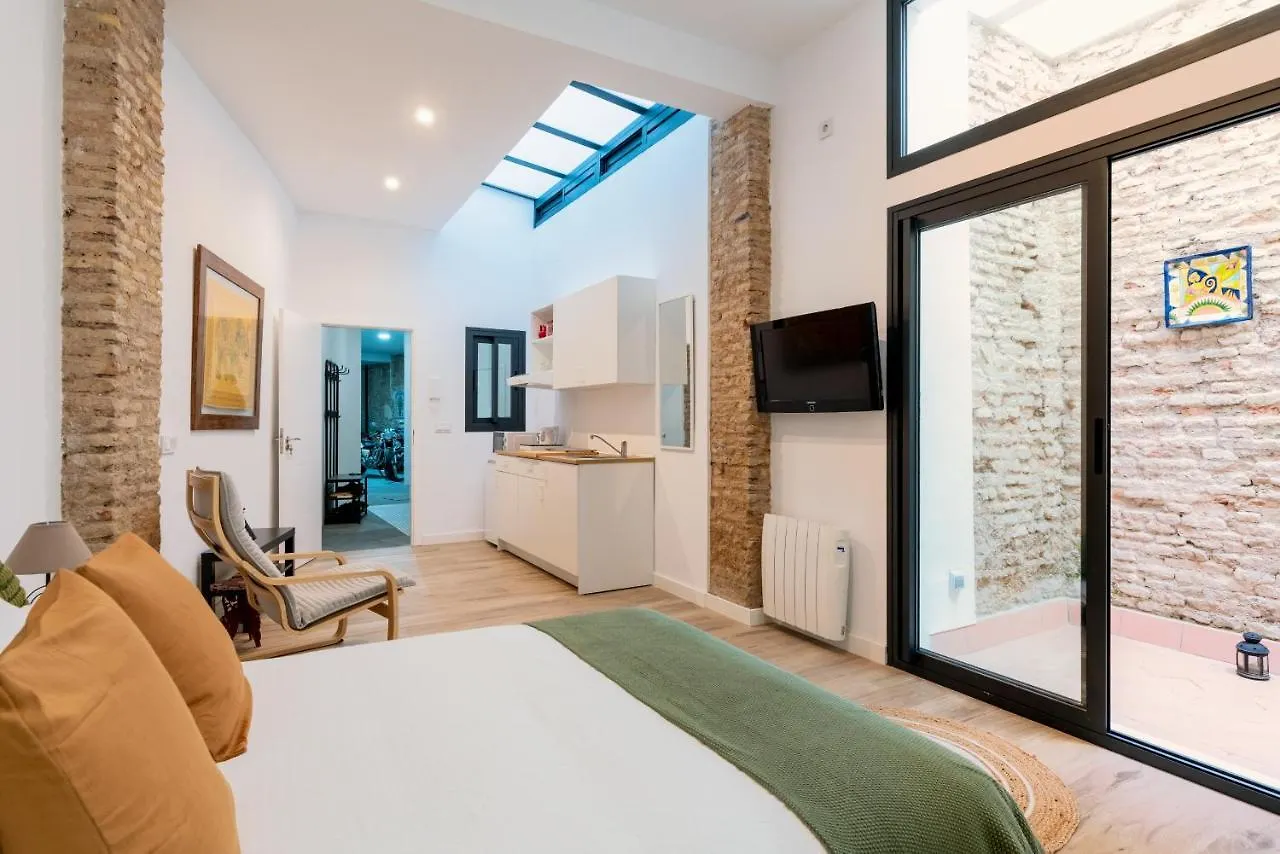 Veoapartment Relator Patio Seville Homestay