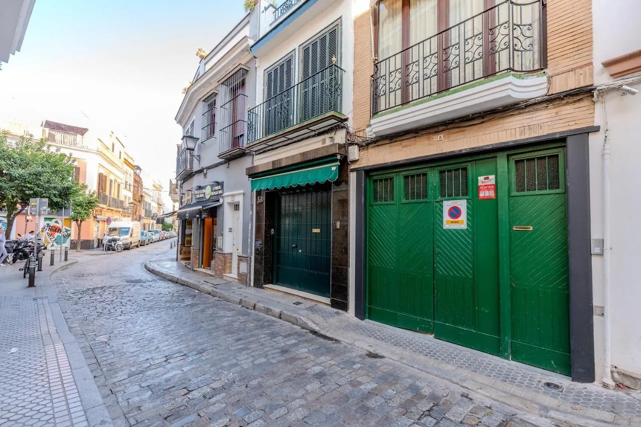 Homestay Veoapartment Relator Patio Seville Spain